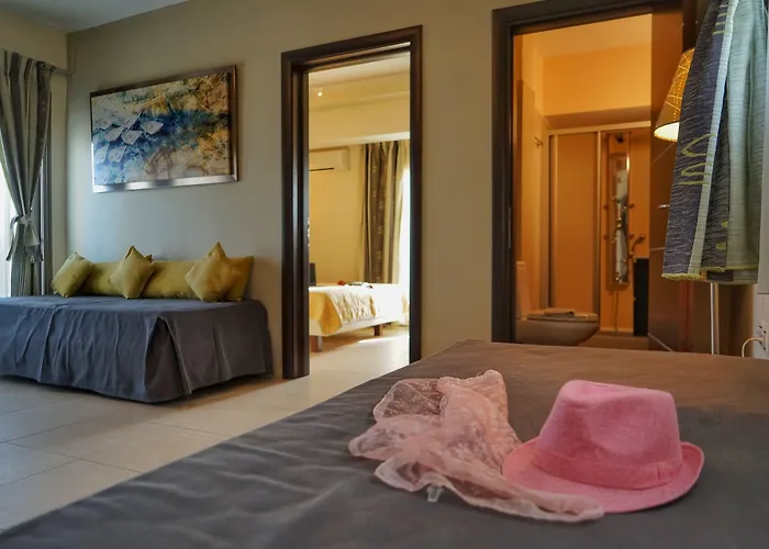 Отель Kokkoni Beach Коккони