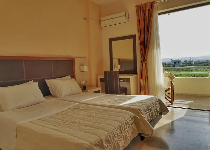 Отель Kokkoni Beach