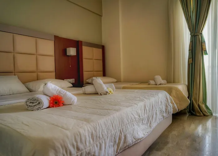 Отель Kokkoni Beach