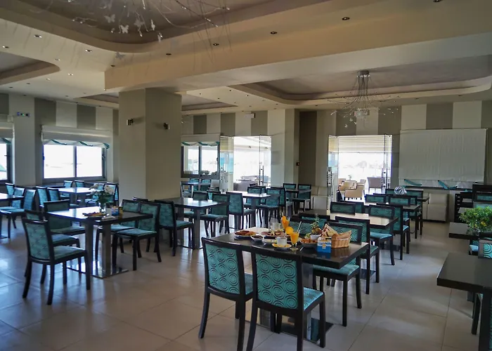 Kokkoni Beach Отель