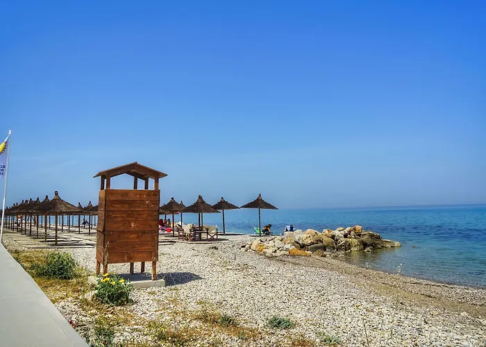 Отель Kokkoni Beach 2*