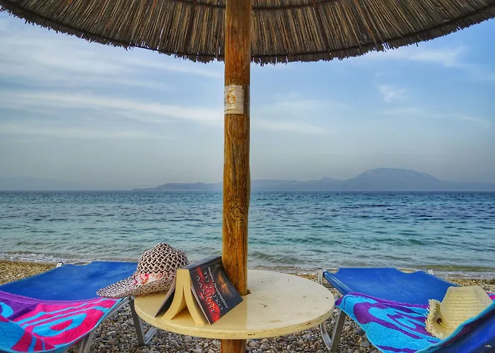 Kokkoni Beach Отель